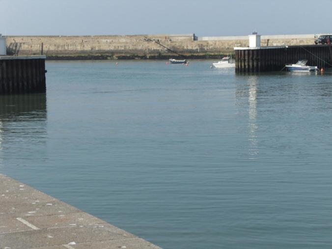 Gites De Mer Port-en-Bessin-Huppain Room photo